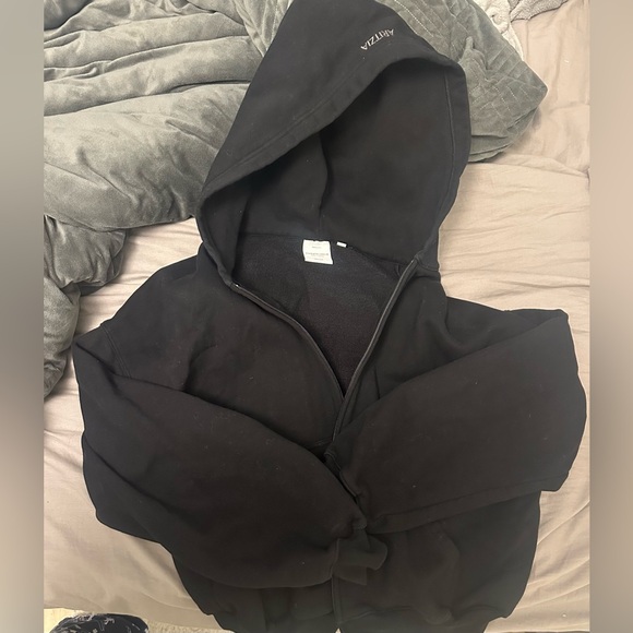 Aritzia Sweaters - Cozy sweat fleece boyfriend boxy zip hoodie